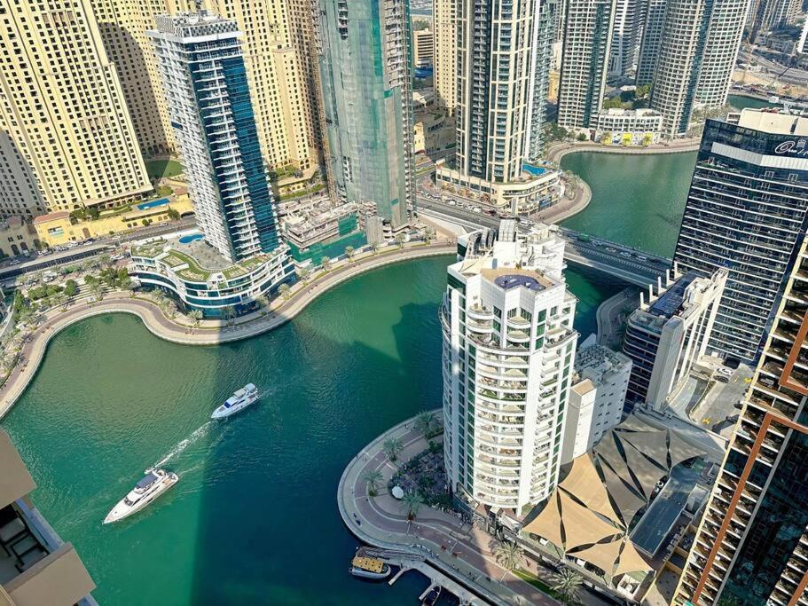 Cinematic View - Emaar Residences *
