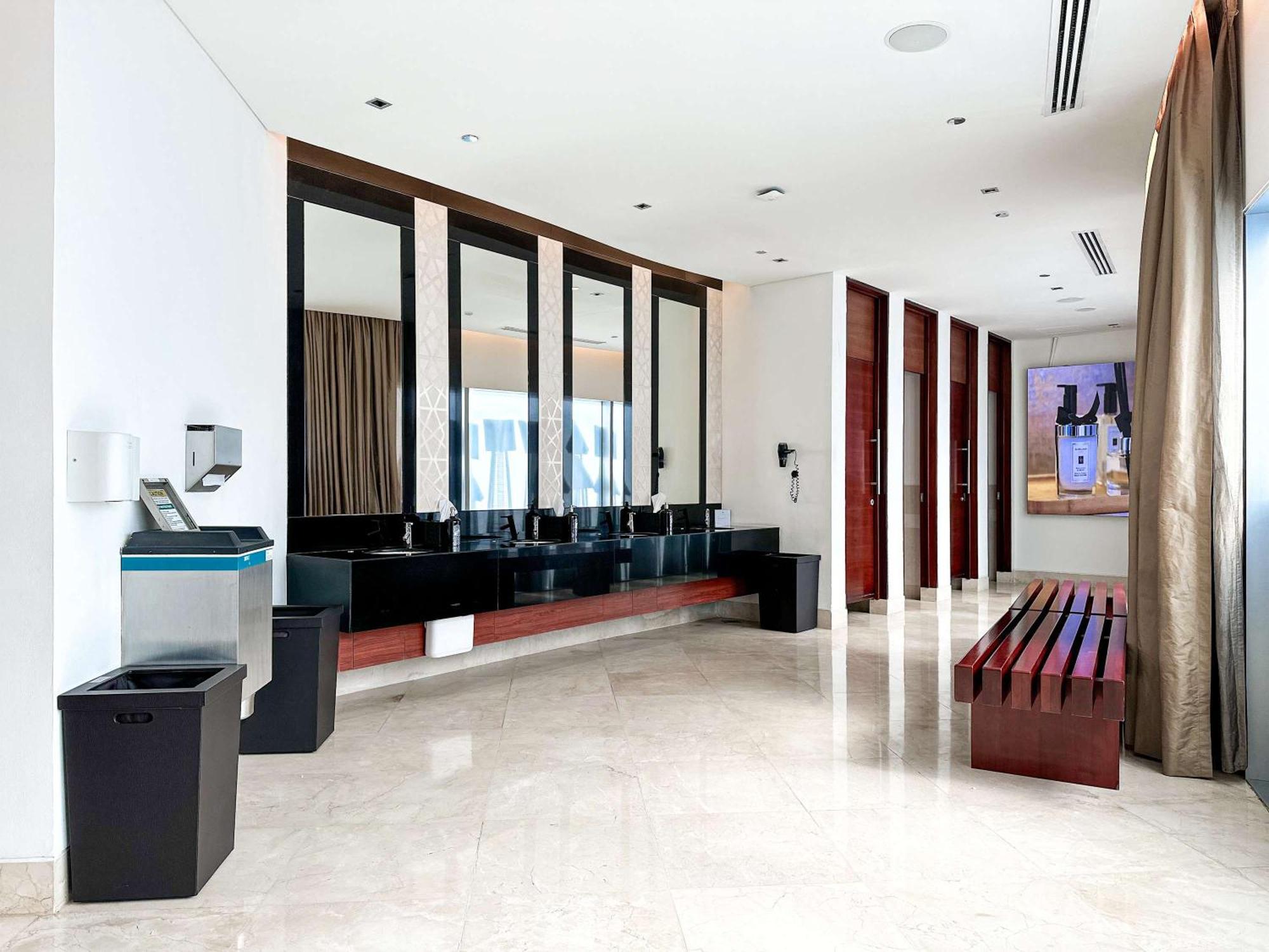 Cinematic View - Emaar Residences *