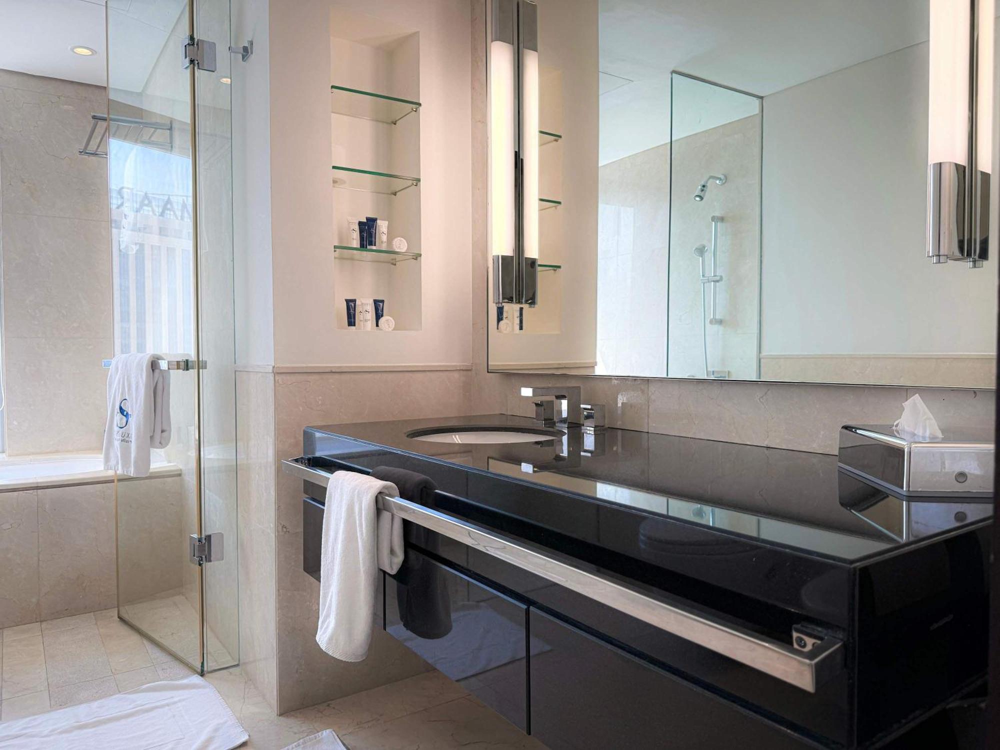 Cinematic View - Emaar Residences Apartment Dubai